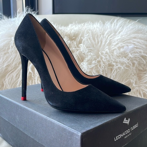 DEAL OF THE DAY ‼️ Black Velvet Heels - - Picture 5 of 11